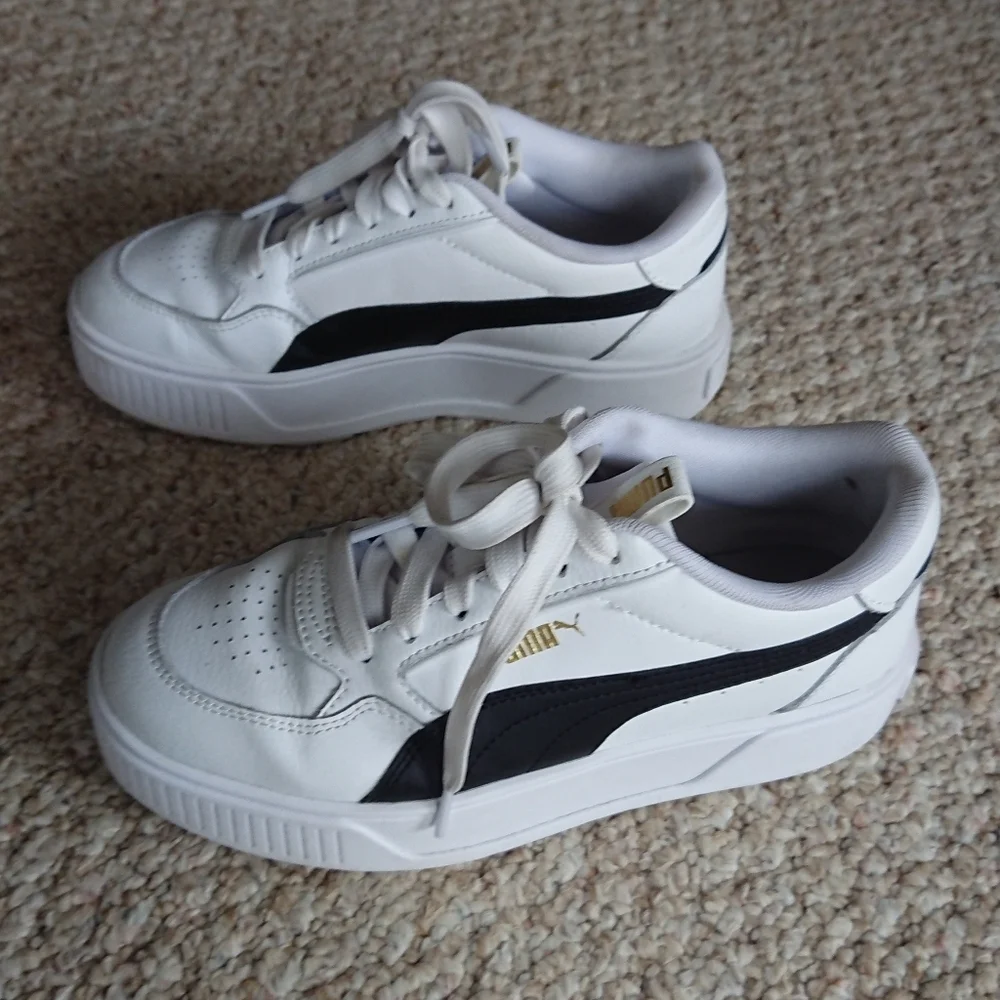 PUMA Karmen Rebelle Platform Sneaker size 7